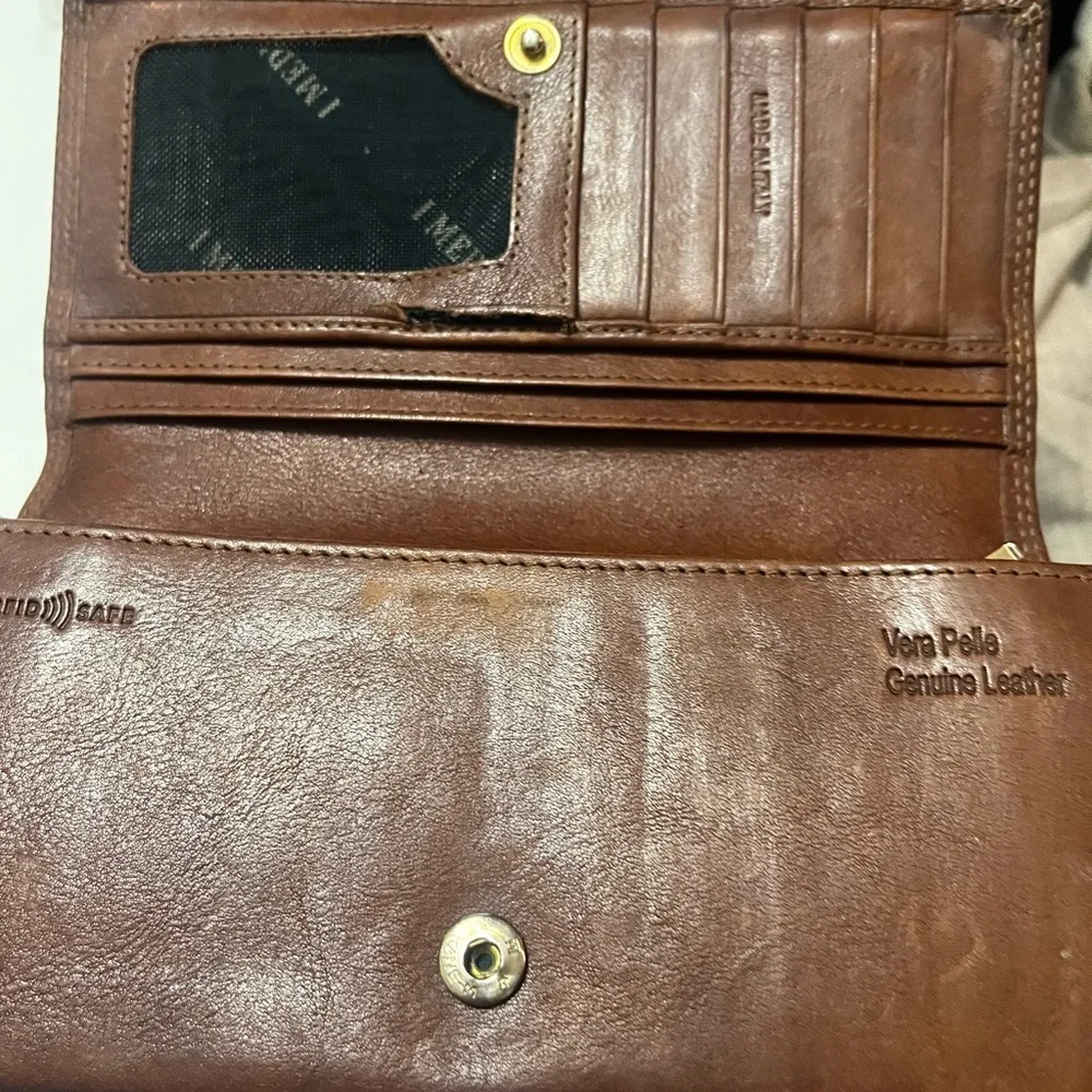 I MEDICI GENUINE LEATHER WALLET